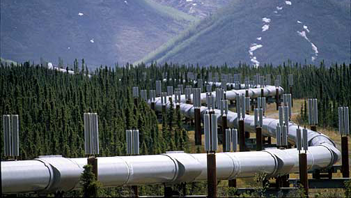 The Trans-Alaska Pipeline shown north of the Brooks Range near Atigun Pass. The zigzag design and fin devices allows for geologic movement and thermal expansion and contraction to keep the 800-mile pipieline from heaving and rupturing.Jim Lavrakas/Anchorage Daily News - 870602